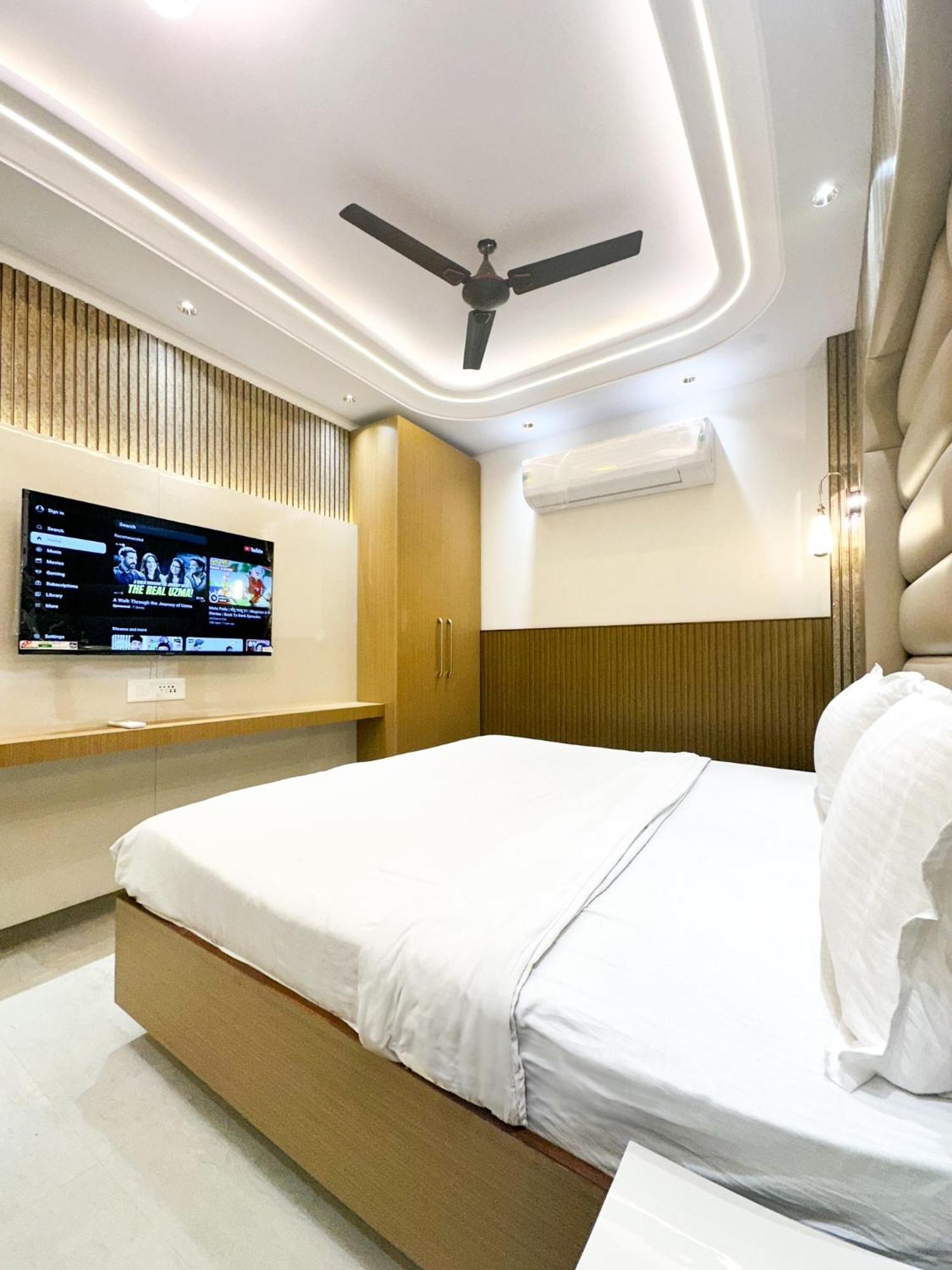 Bed and Breakfast Delhi Delight Premium Neu-Delhi Exterior foto