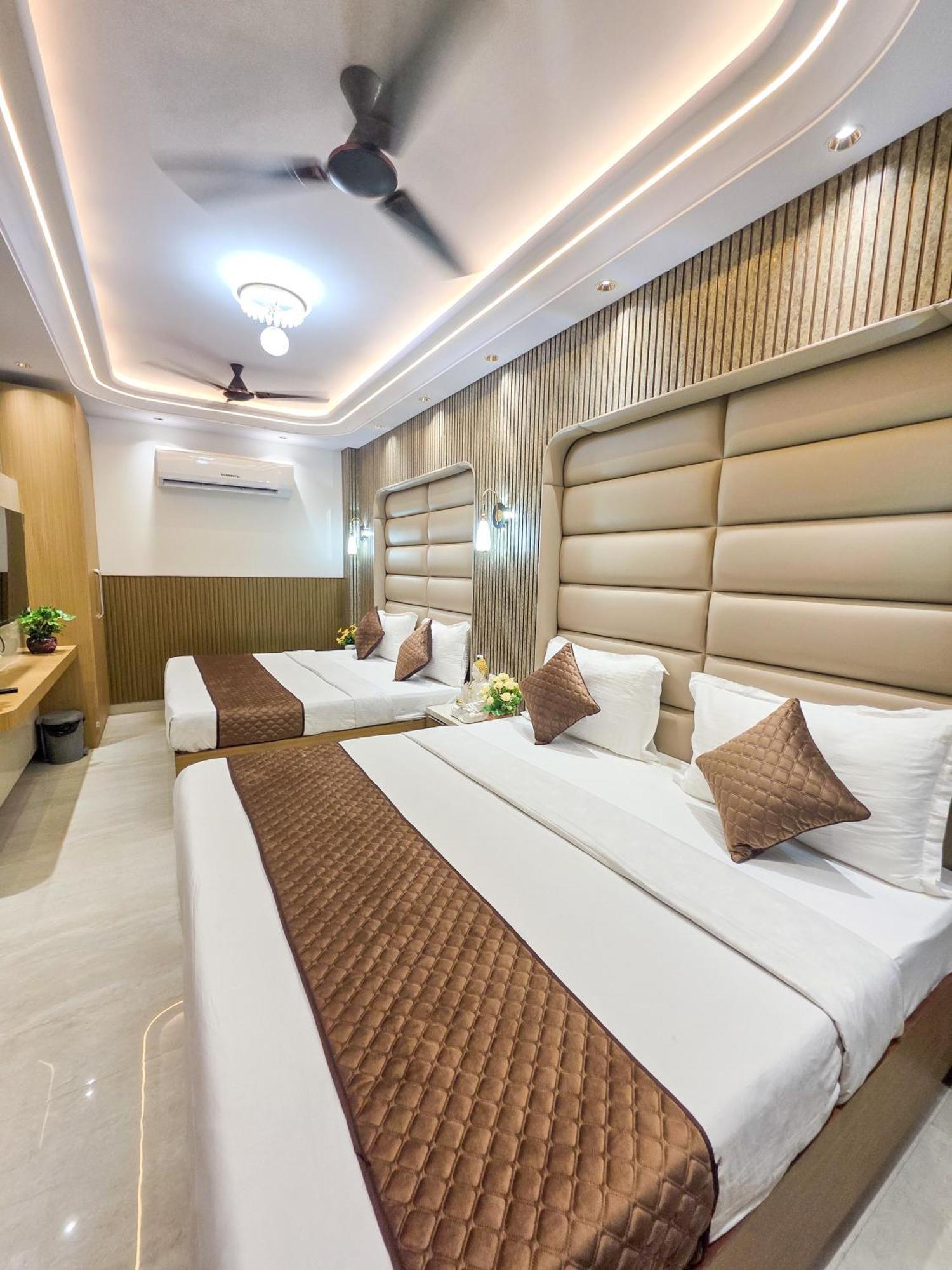 Bed and Breakfast Delhi Delight Premium Neu-Delhi Exterior foto