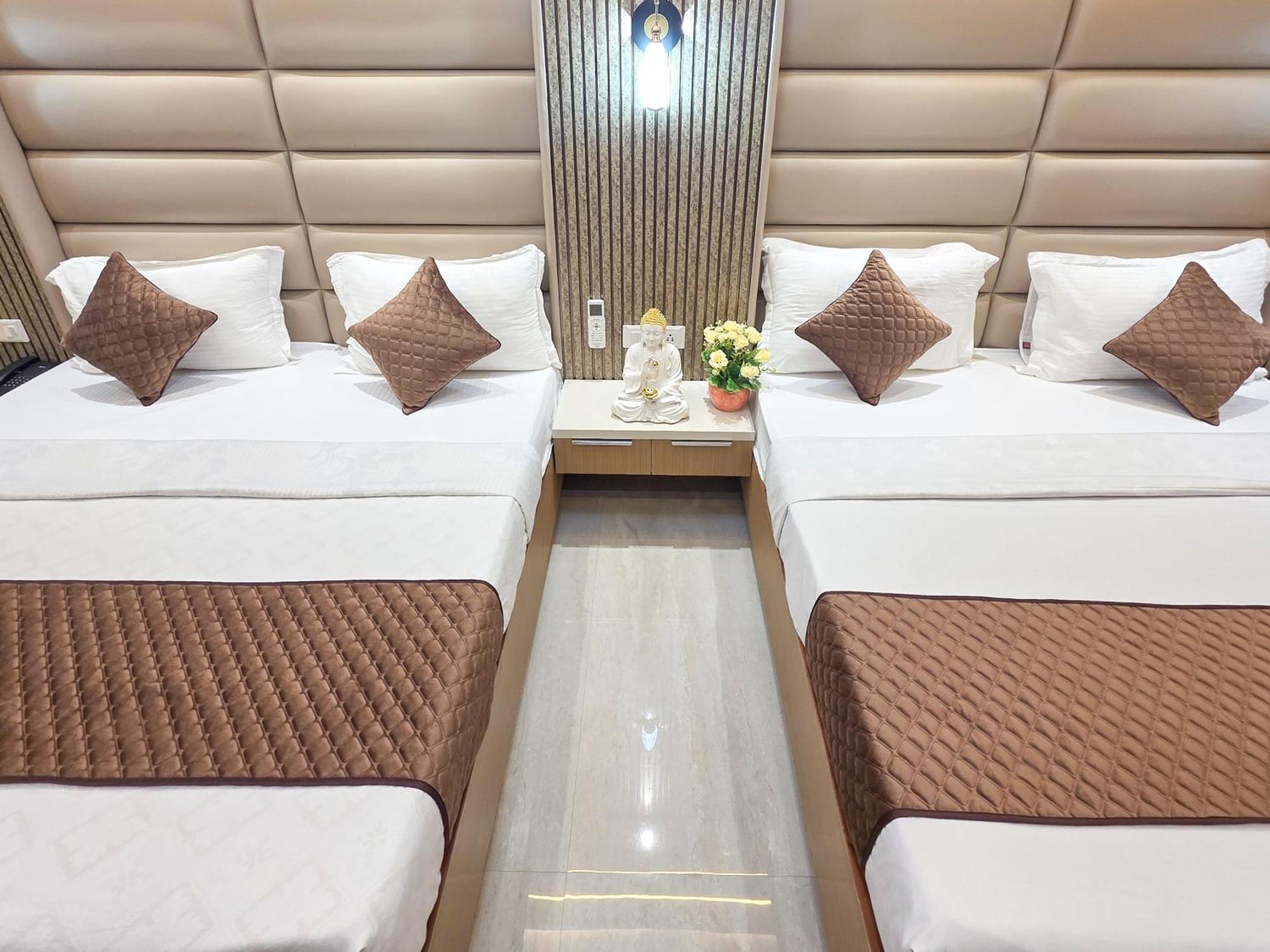 Bed and Breakfast Delhi Delight Premium Neu-Delhi Exterior foto